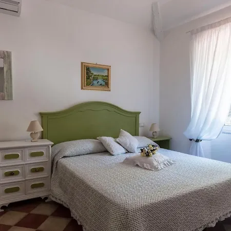 La Brigna Il Bosco Sul Mare Bed & Breakfast *