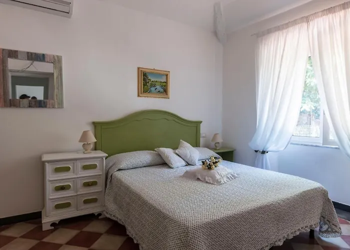 La Brigna Il Bosco Sul Mare Bed & Breakfast *